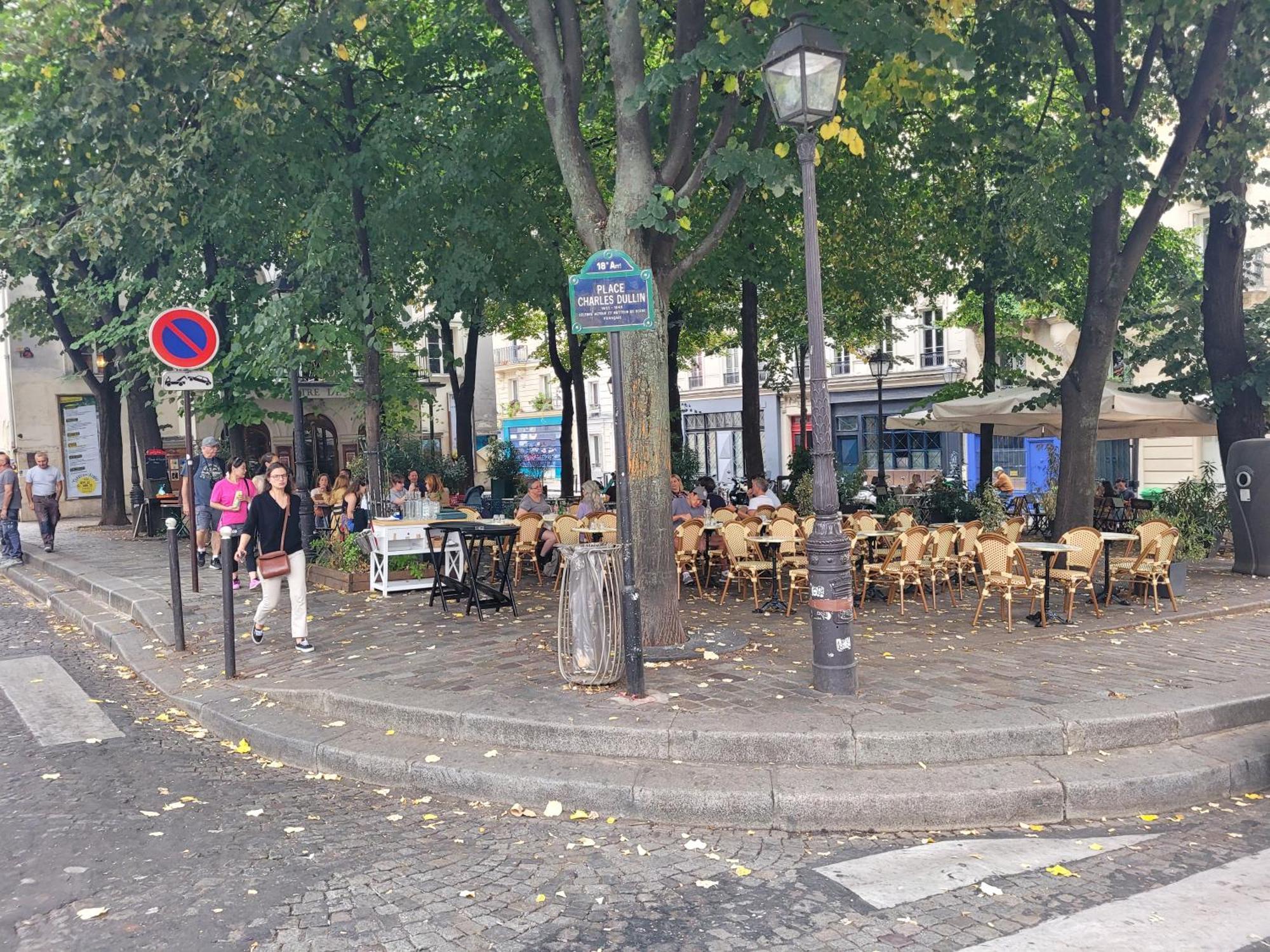 Studio Bien Equipe Au Calme A Montmartre Paris Ngoại thất bức ảnh
